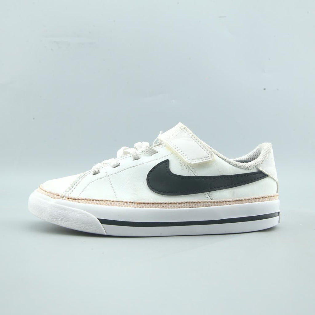 Nike Court Legacy