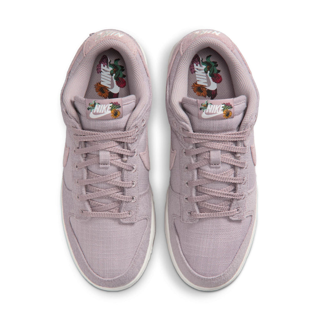 Nike Dunk Low "Flowers" - Women's