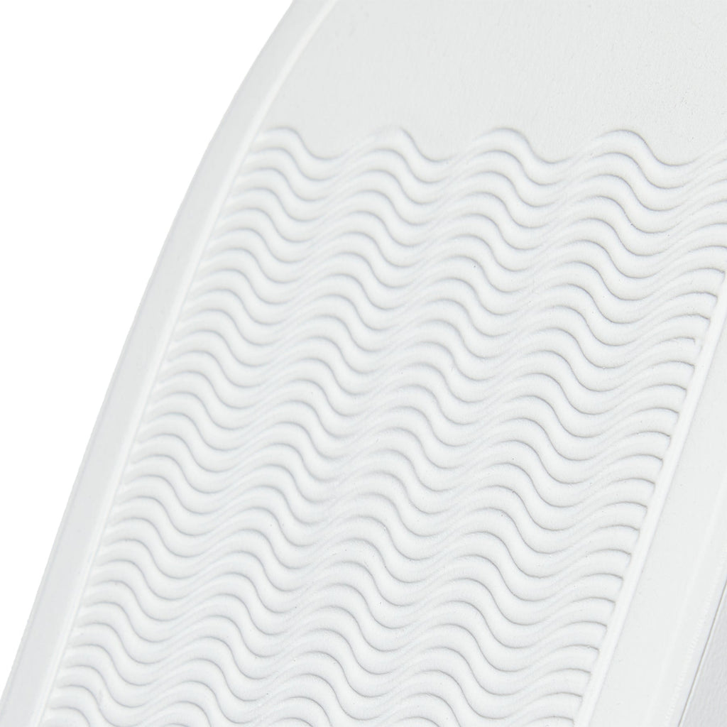 Common Projects Retro Classic (White/Black)
