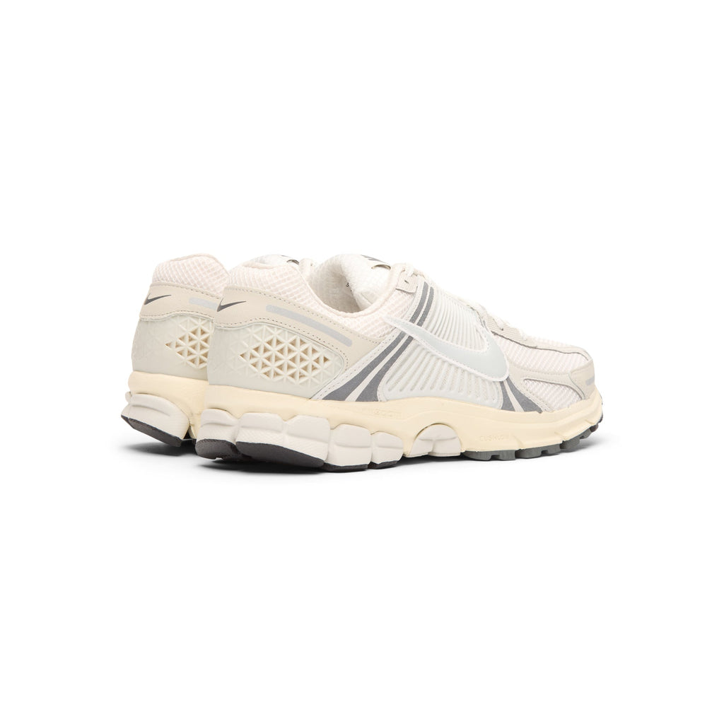 Nike Zoom Vomero 5 Se (Platinum Tint/Photon Dust-Cashmere)