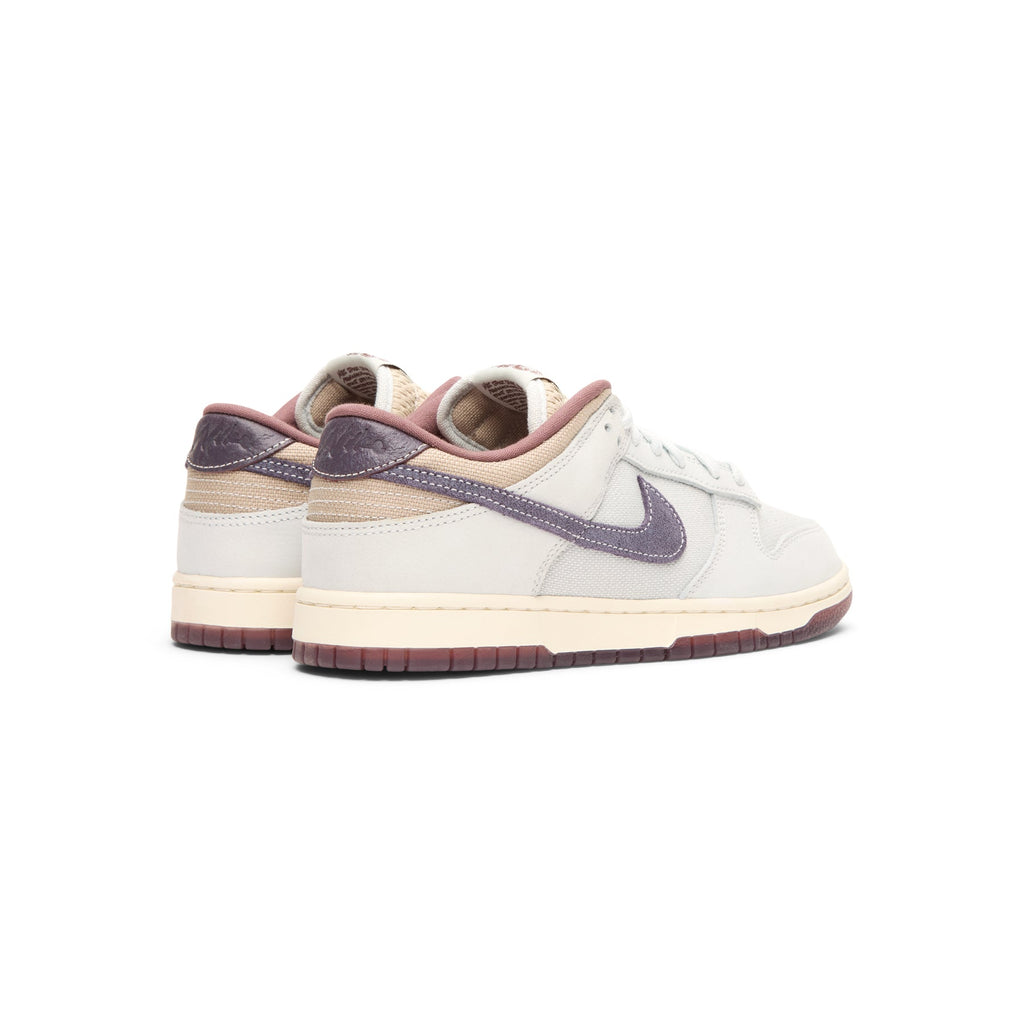 Nike Dunk Low Retro Se (Off White/Dark Raisin-Spruce Aura)