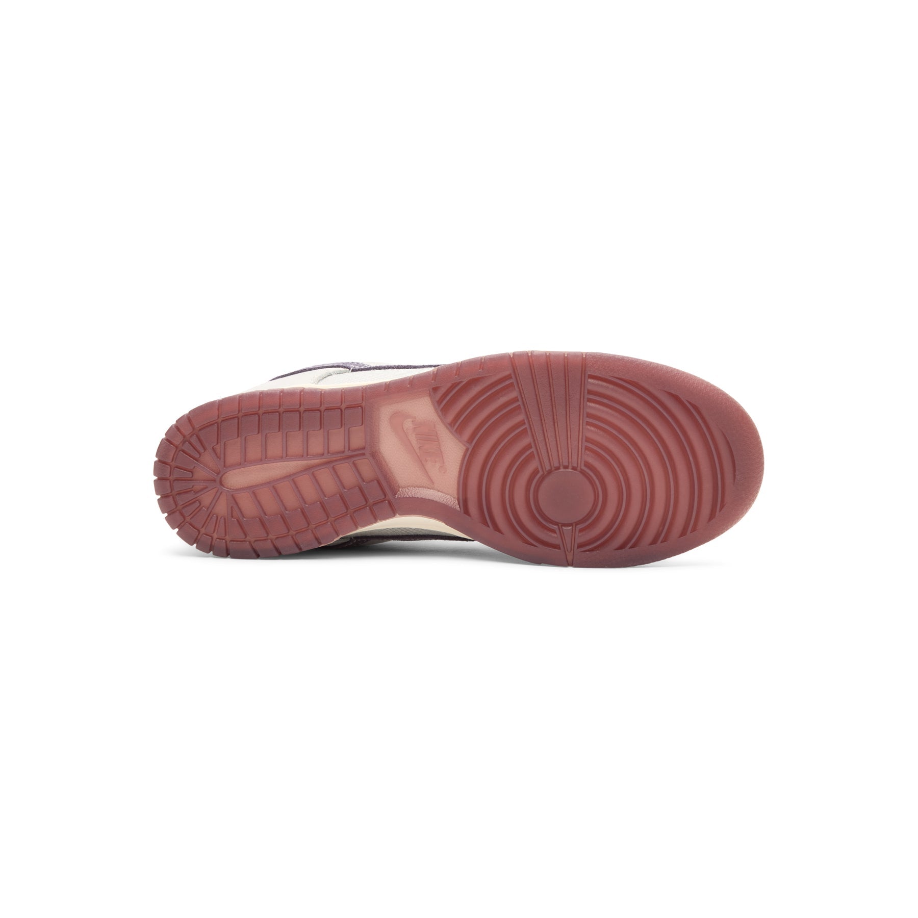 Nike Dunk Low Retro Se (Off White/Dark Raisin-Spruce Aura)