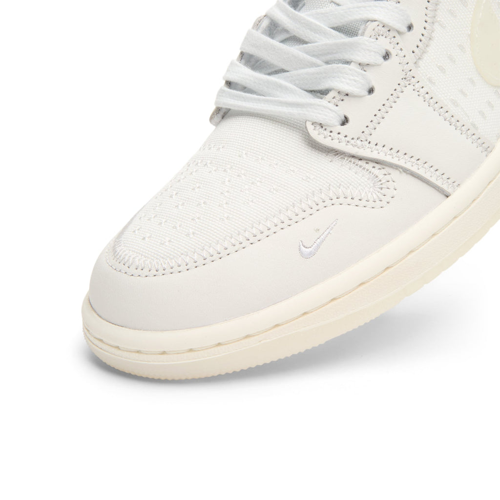 Jordan Air Jordan 1 Low Se Apla (Summit White/Sail-Multi-Color-Off White)
