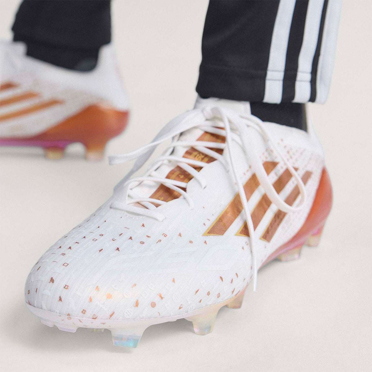 F50 Elite Fg Salah Ftwwht/Thgome/Golbei