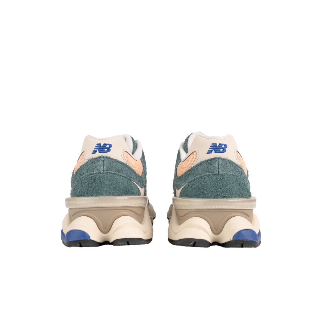 New Balance 9060 - Green Orange