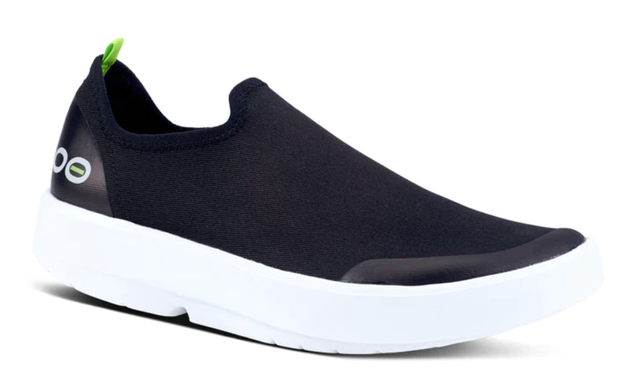 Women's Oofos OOmg eeZee Low Shoe