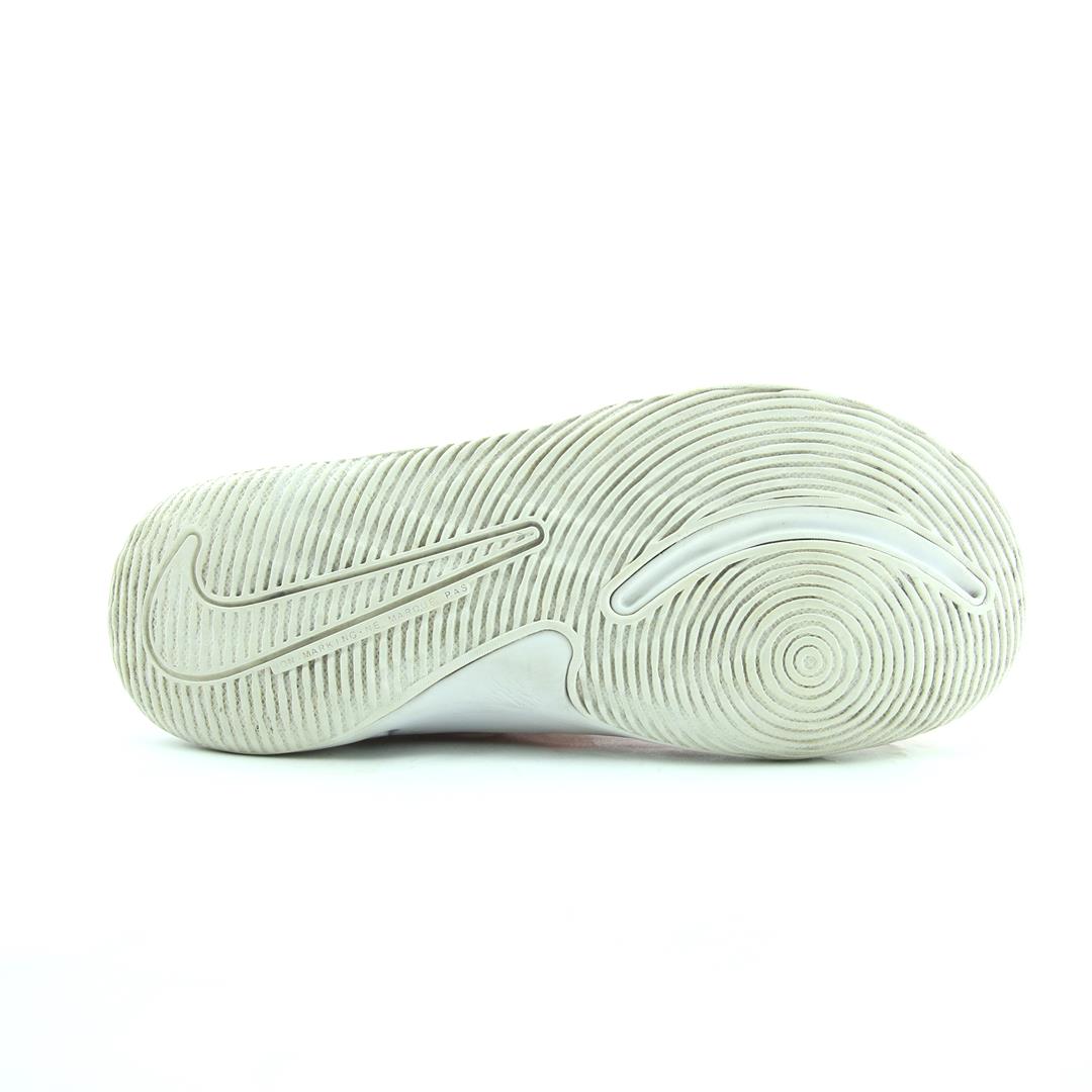 Nike Team Hustle D 9