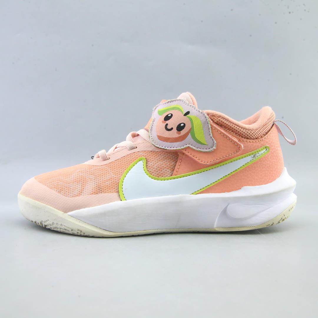 Nike Team Hustle D10 Low