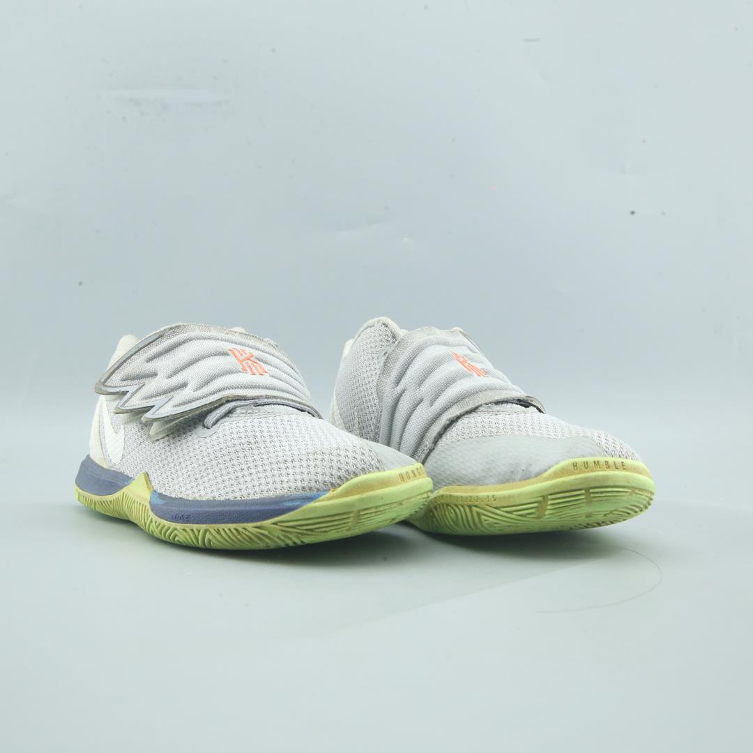 Nike Kyrie 5