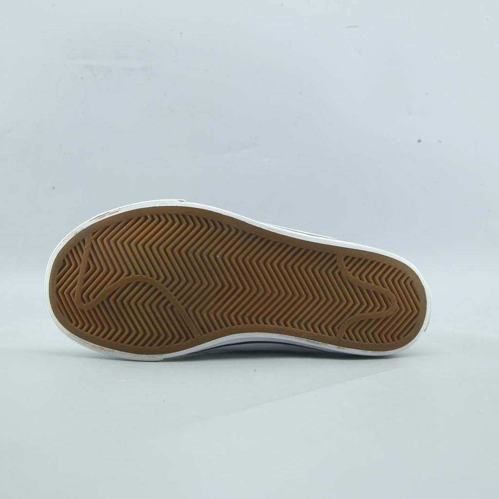 Nike Court Legacy