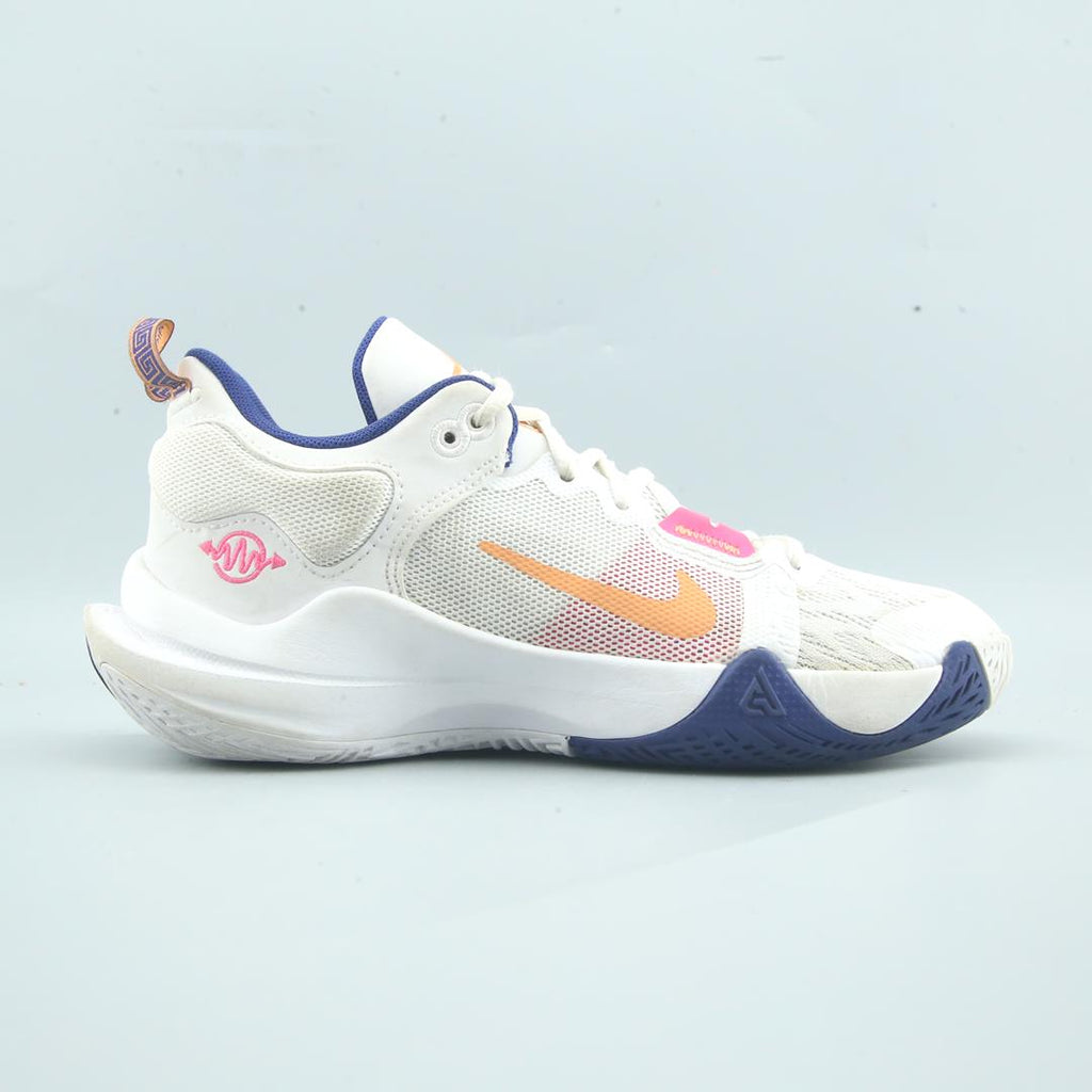 Nike Giannis Immortality 2