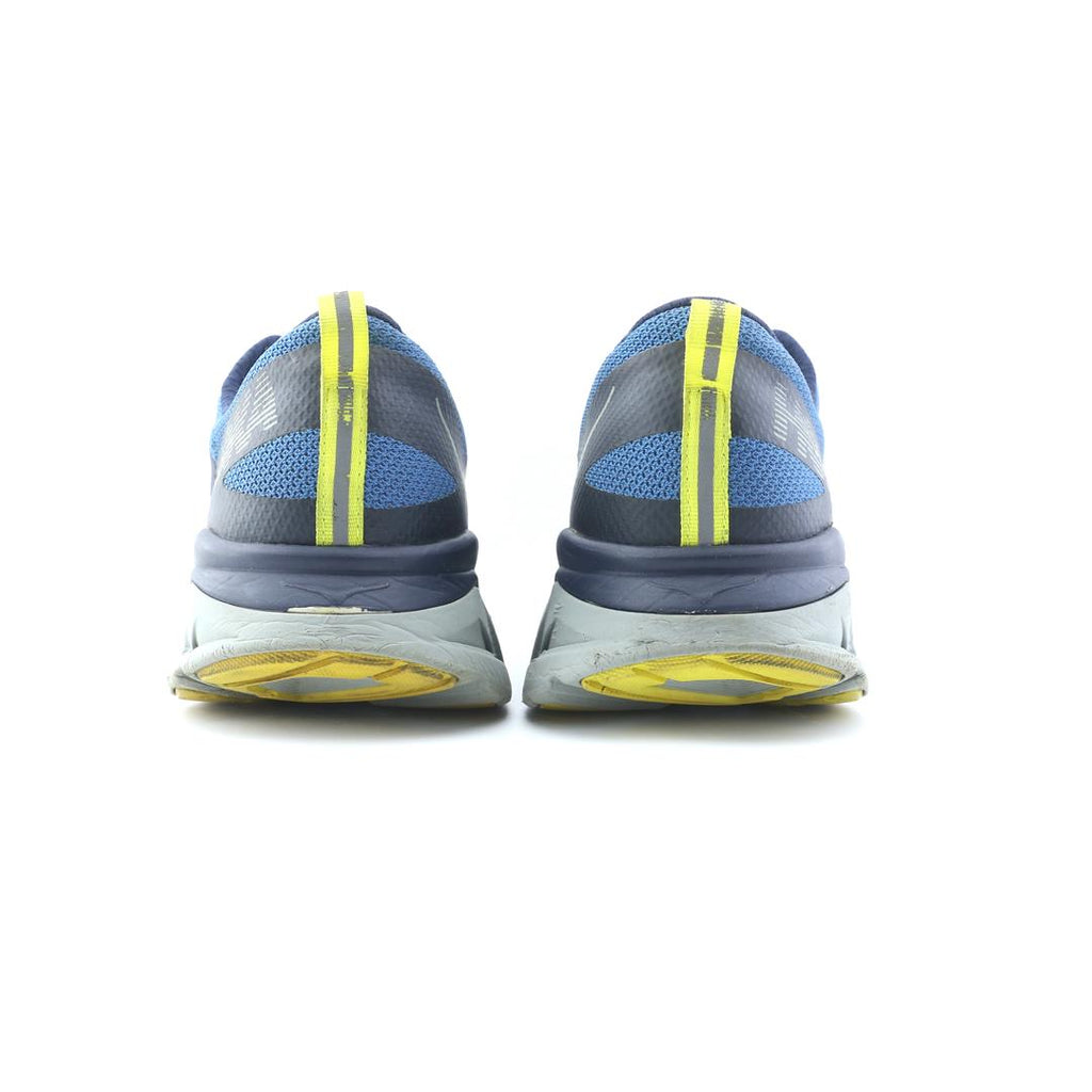 Hoka One One Arahi 3