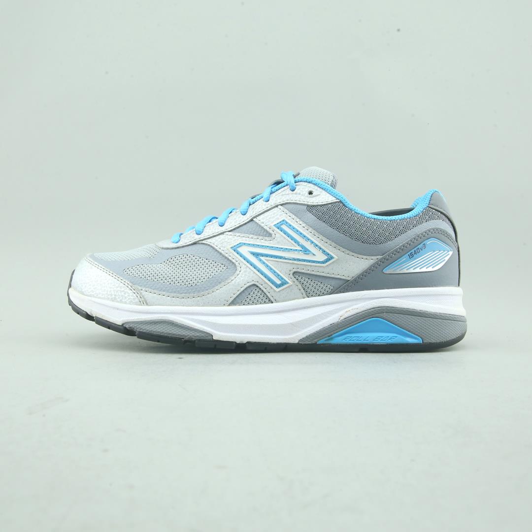 New Balance 1540V3