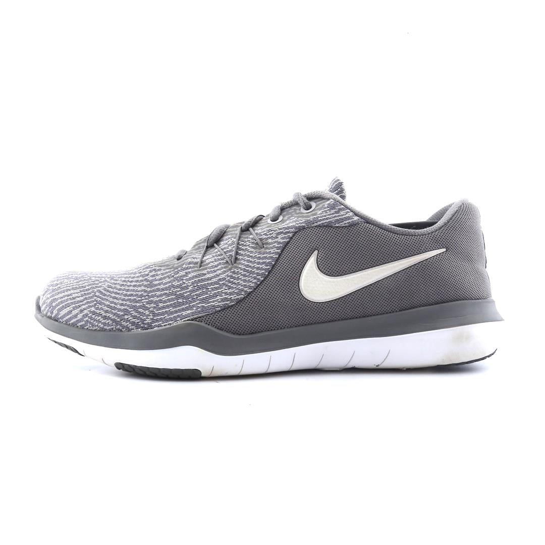 Nike Flex Supreme Tr 6