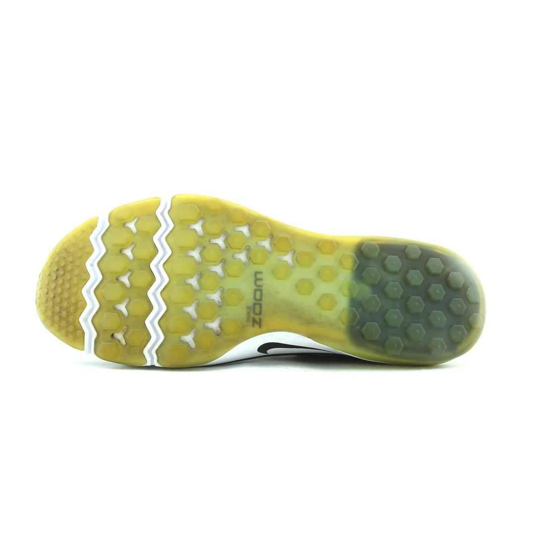 Nike Air Zoom Fearless Flyknit