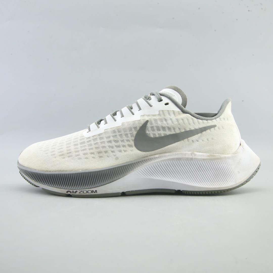Nike Air Zoom Pegasus 37