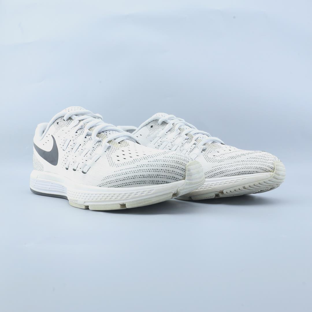 Nike Zoom Vomero 11
