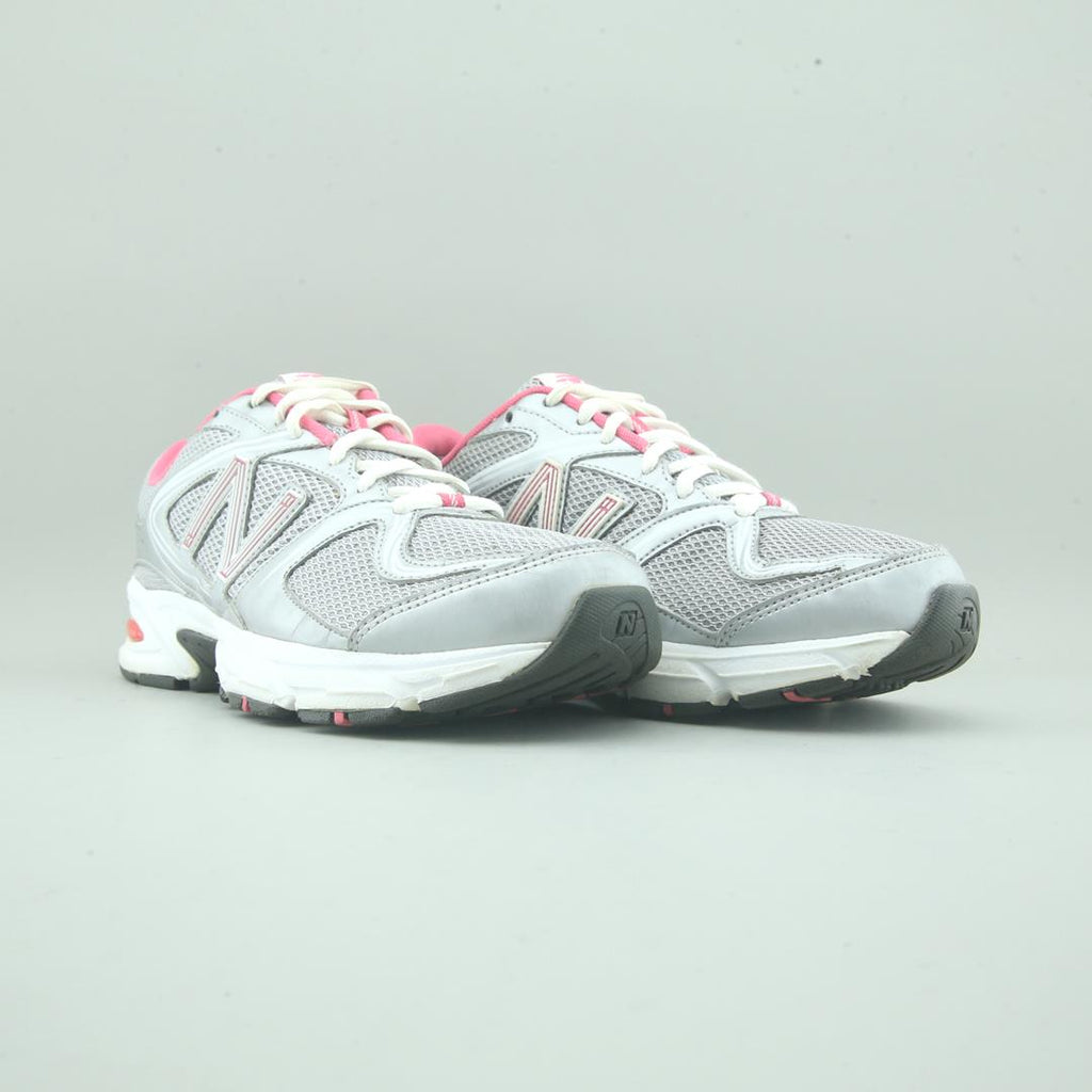 New Balance 540