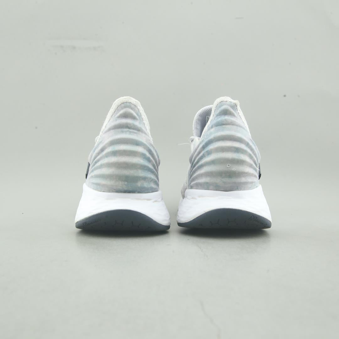New Balance Fresh Foam Roav
