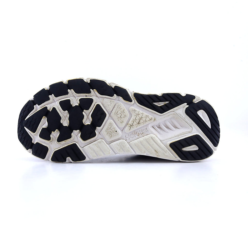 Hoka One One Arahi 7