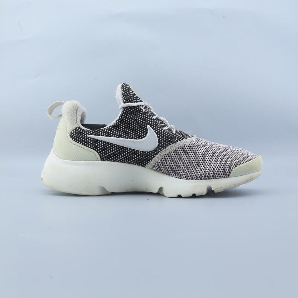 Nike Air Presto Fly