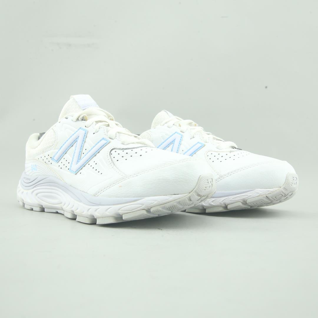 New Balance 840V3