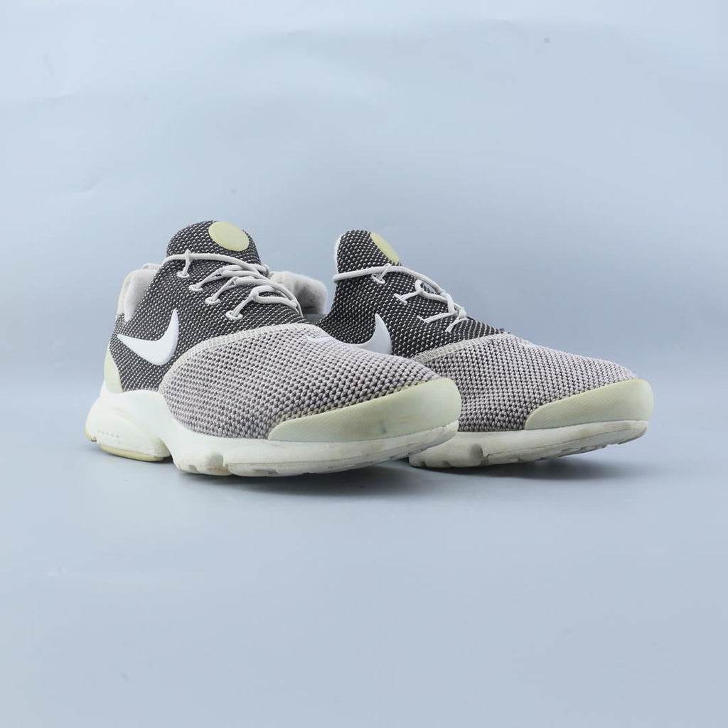 Nike Air Presto Fly