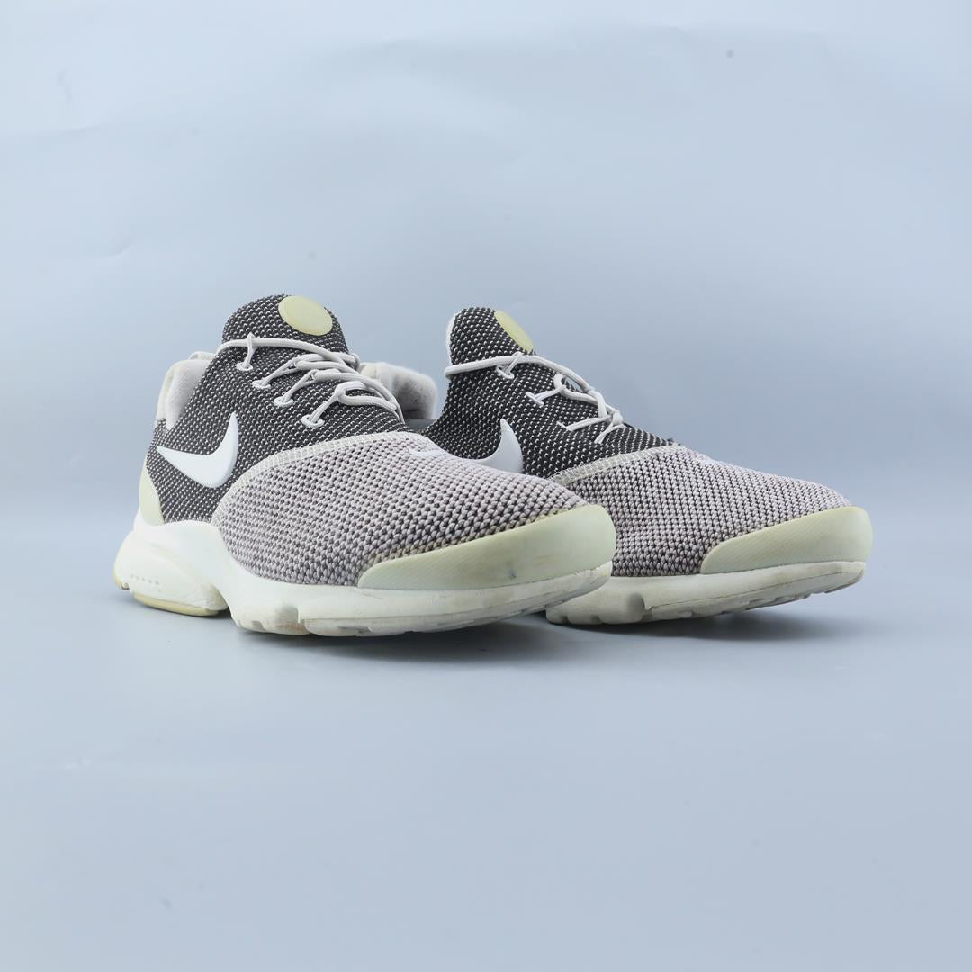 Nike Air Presto Fly