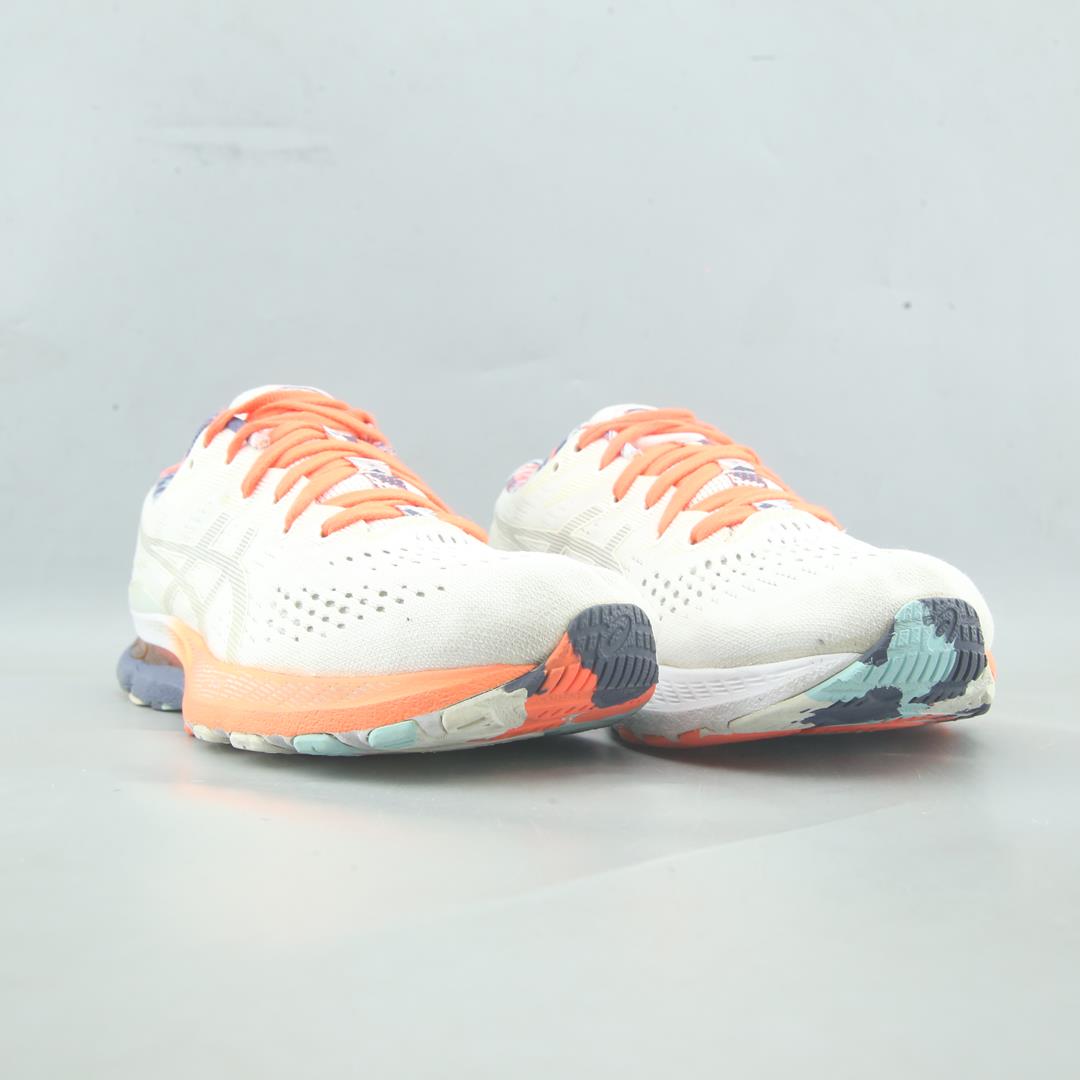 Asics Gel-Kayano 28