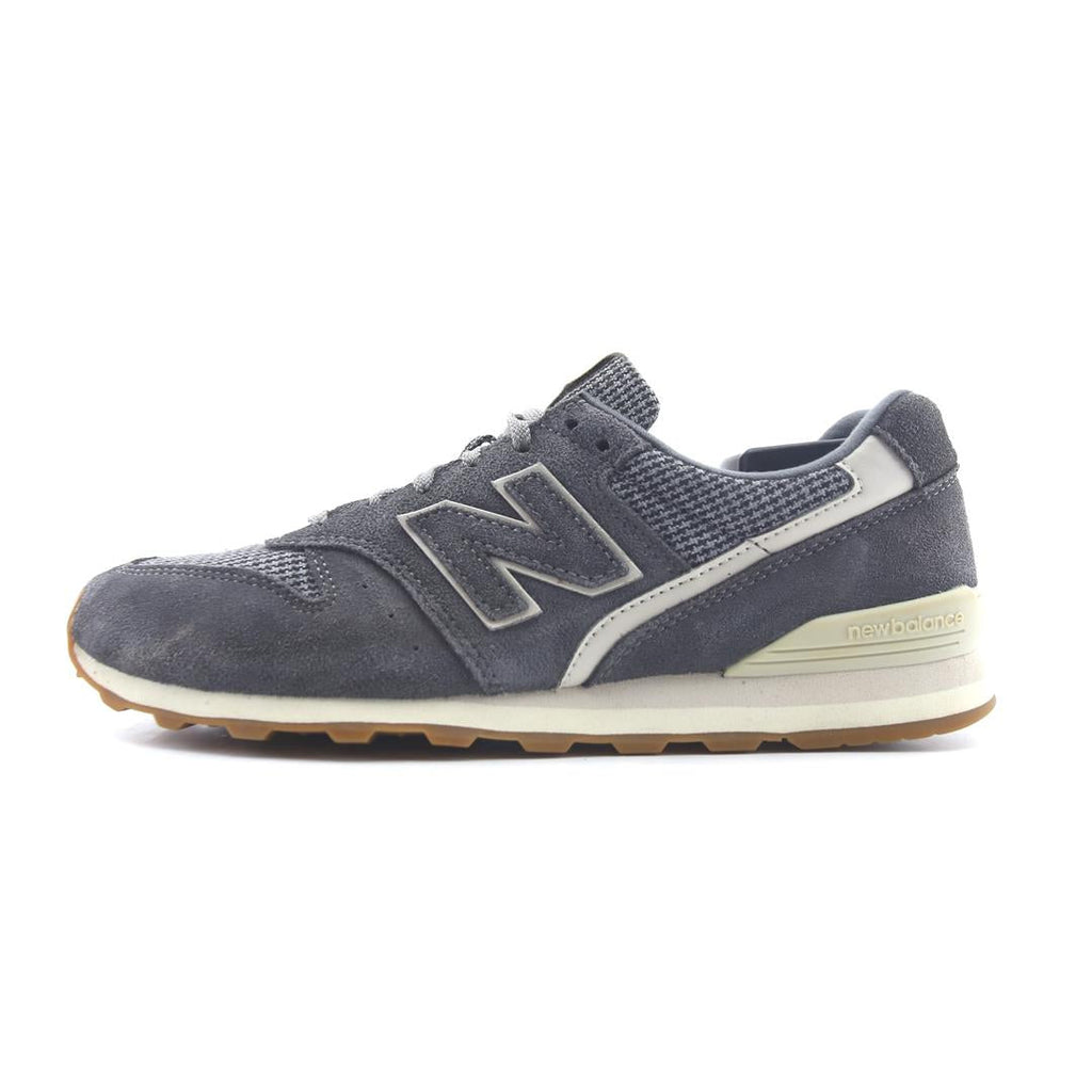 New Balance 996