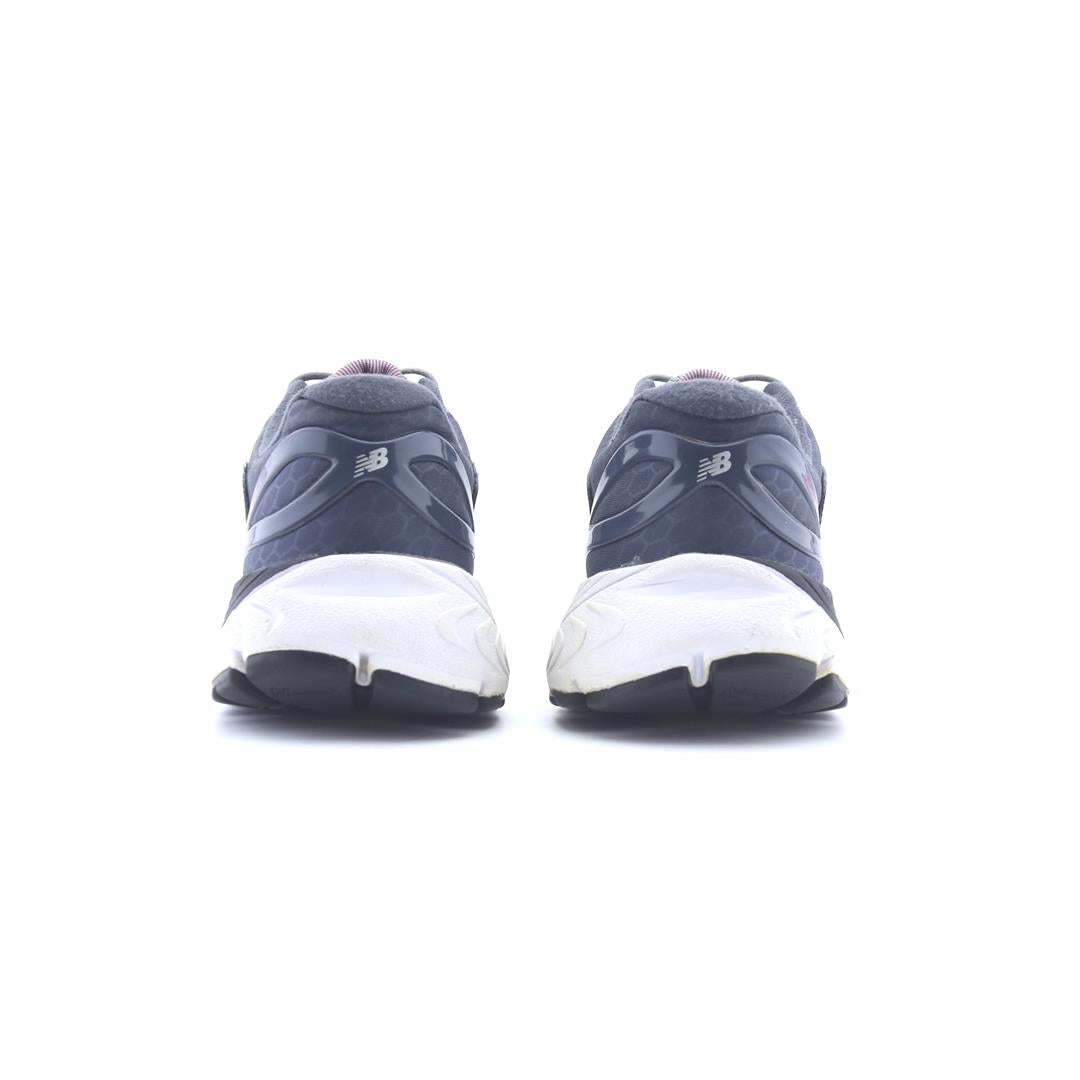 New Balance 840V4