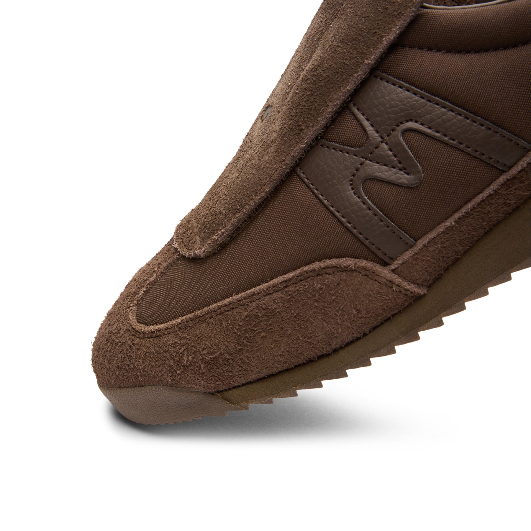 Karhu Mestari Slip-On Eg (Chocolate / Chocolate)