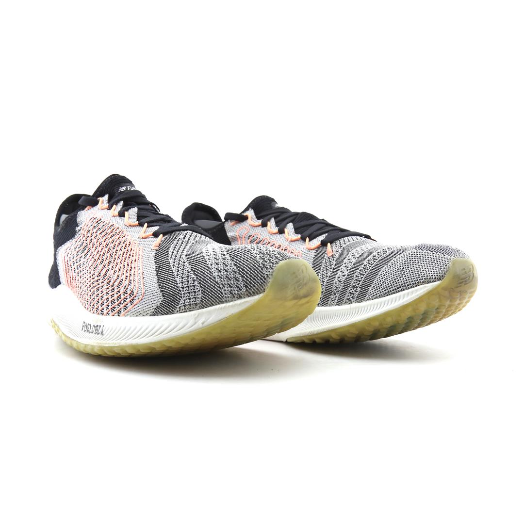 New Balance Fuelcell Rebel