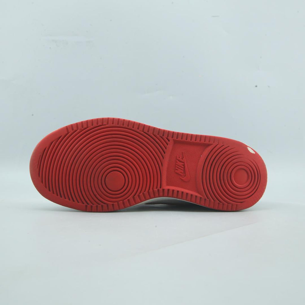 Nike Court Borough Low