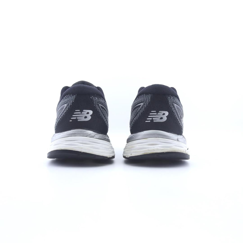 New Balance 880V9