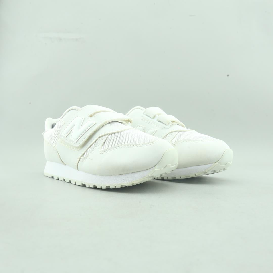 New Balance 373