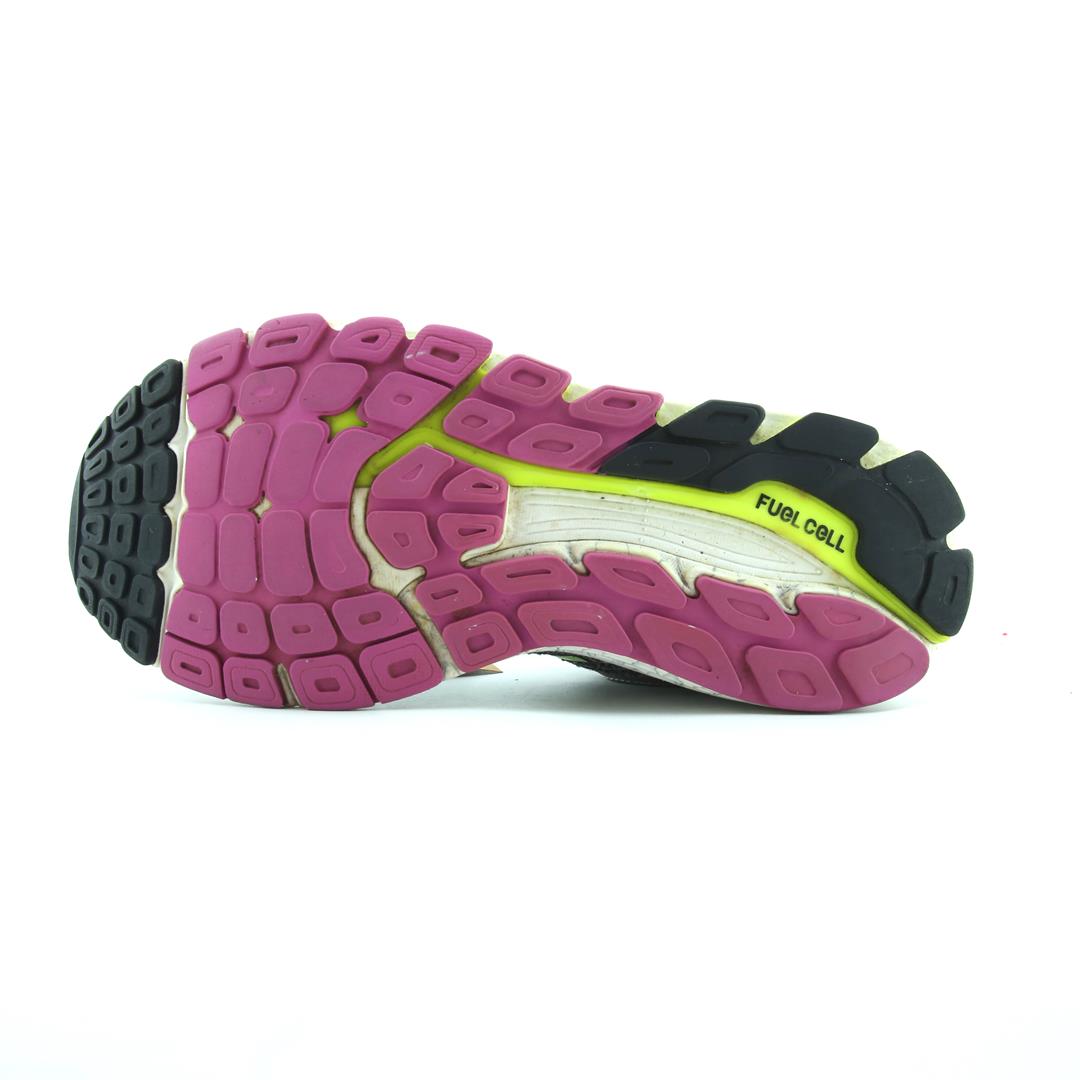 New Balance 1260 V7