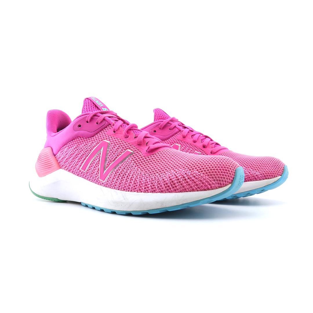 New Balance Ventr
