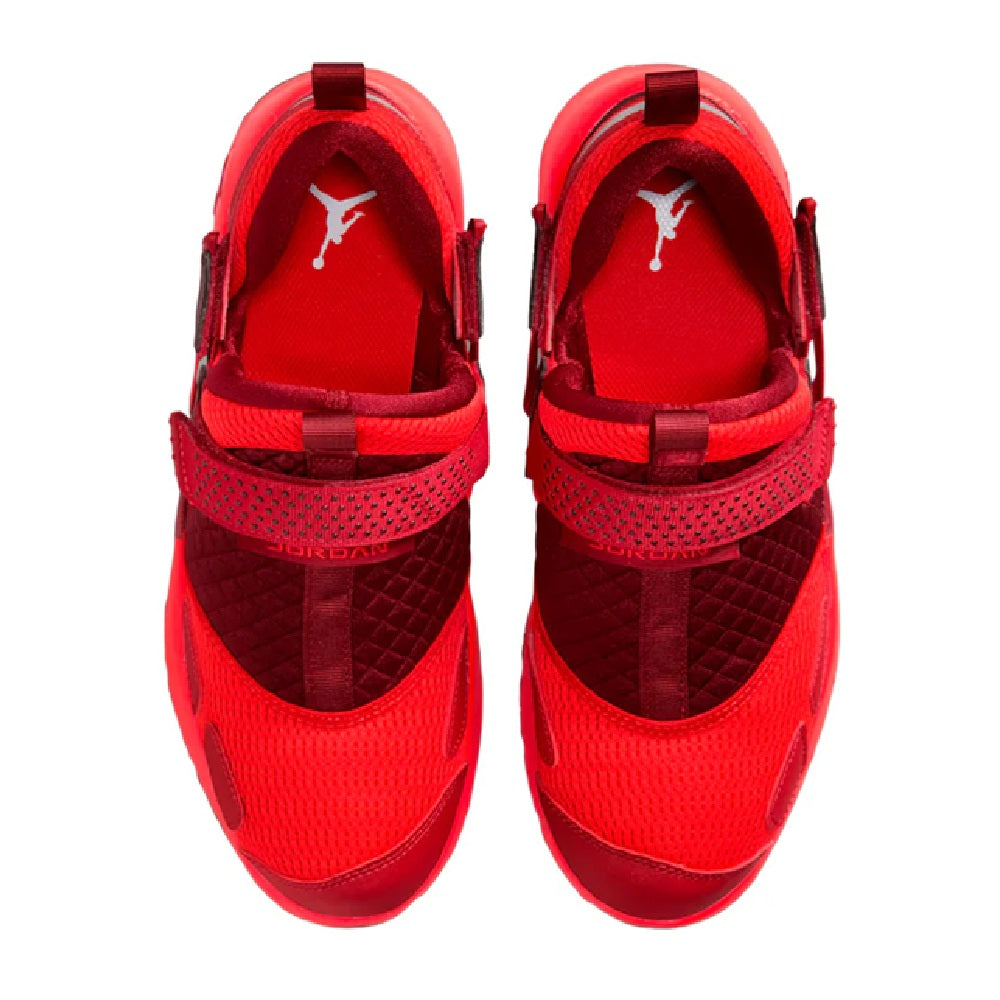 Women's Jordan Trunner LX Chile Red/Team Red (HQ2164 601)