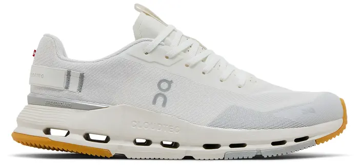 On Running Cloudnova Form 2 White Ivory