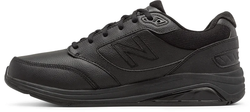 New Balance Men's 928v3 Shoes in Black