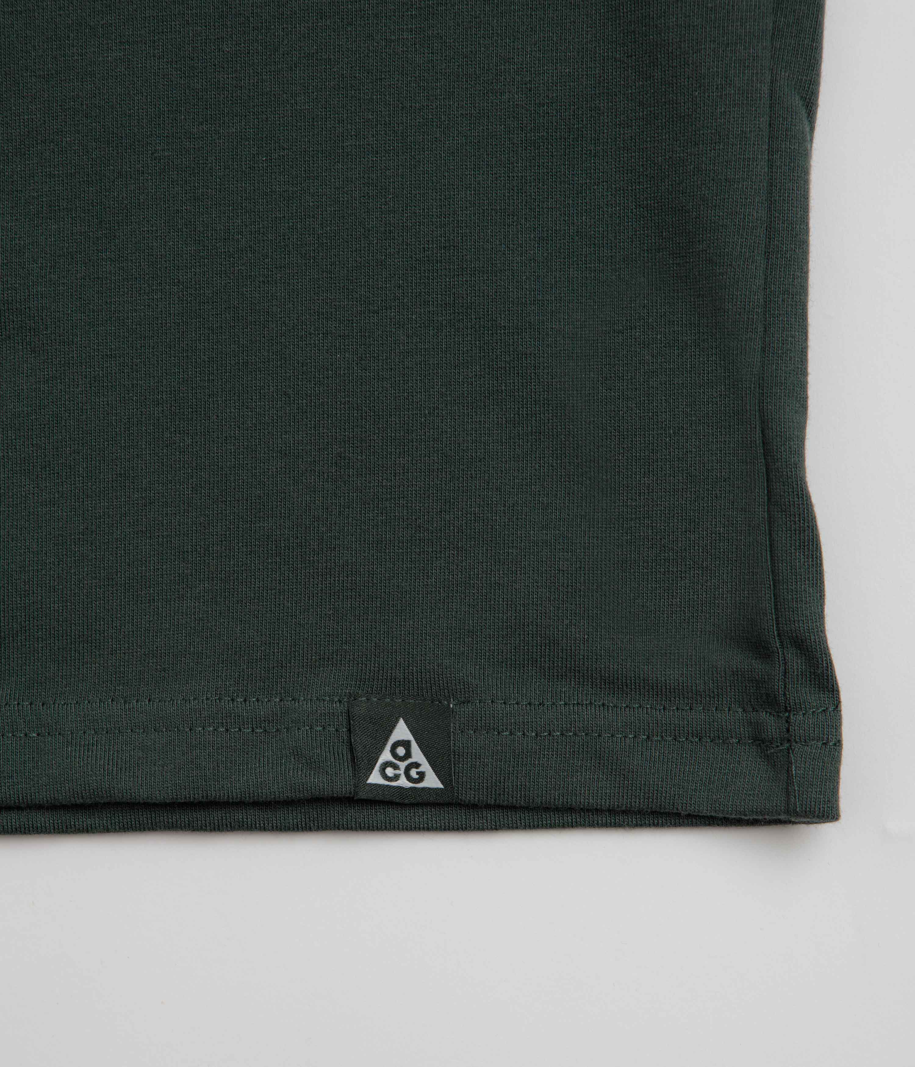 Nike ACG Meadows T-Shirt - Black Spruce
