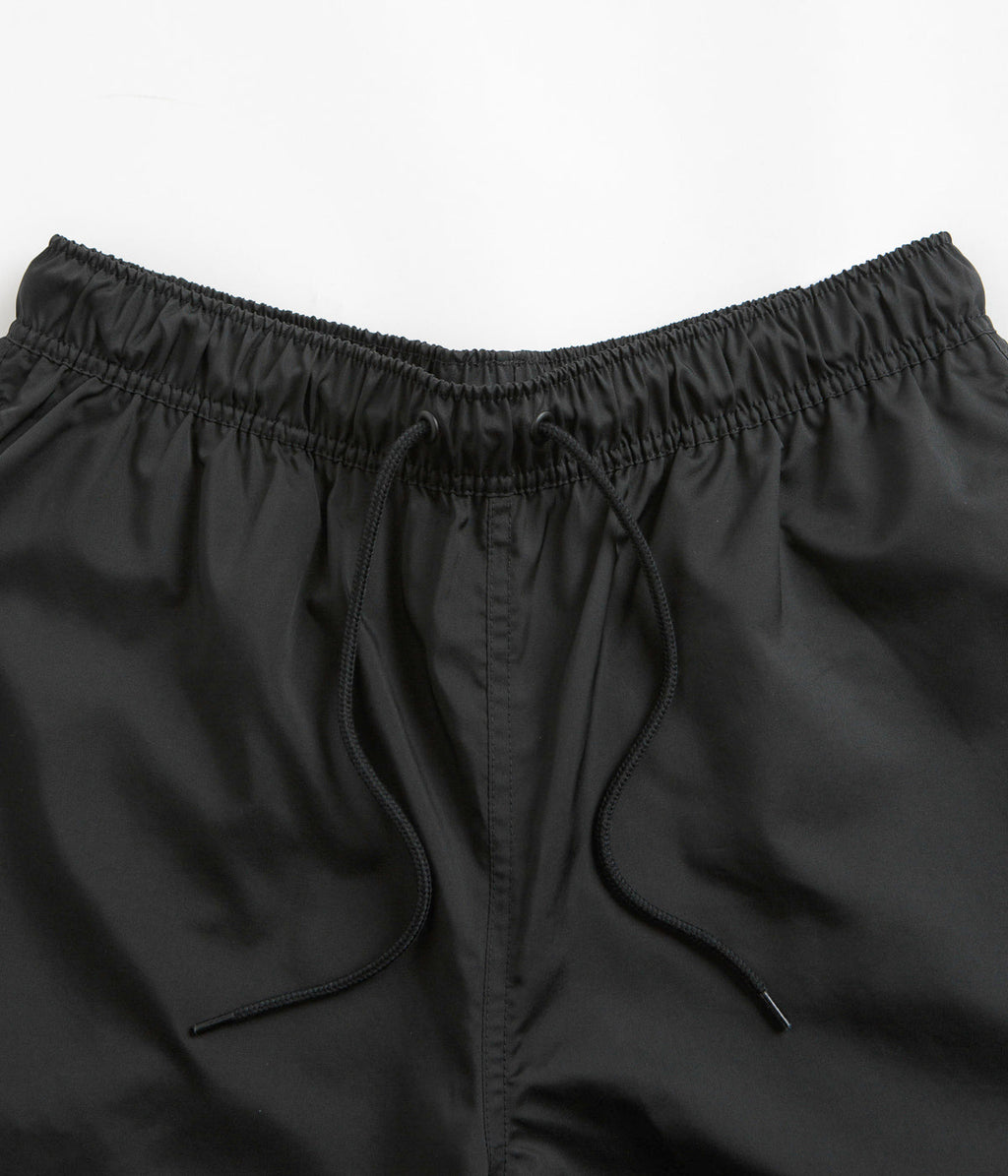 Nike Club Woven Flow Shorts - Black / White