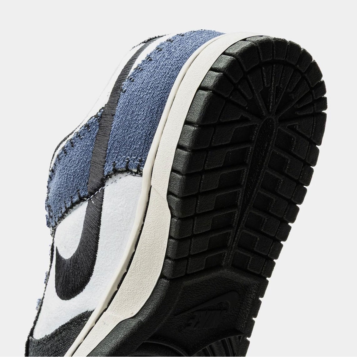 Nike Dunk Low Retro Se White Off Noir Sanded Purple