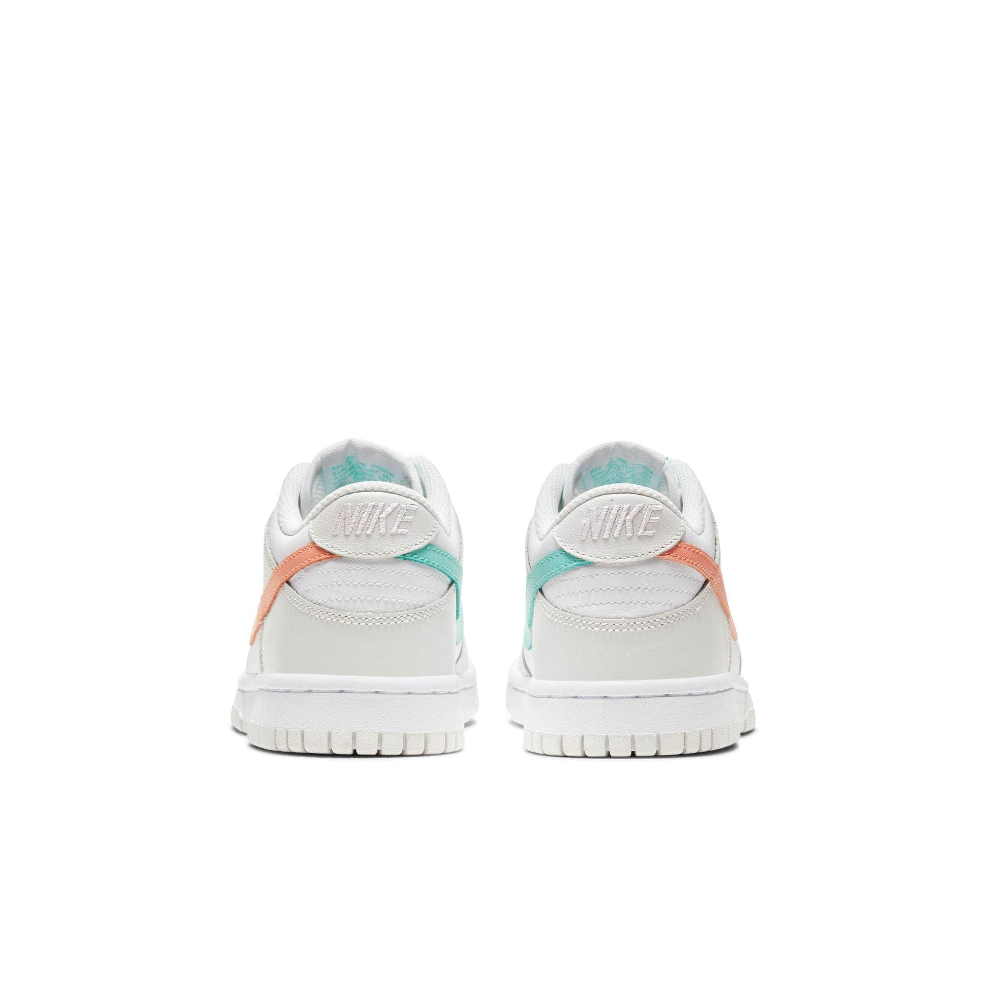 Nike Dunk Low "Tropical Twist"