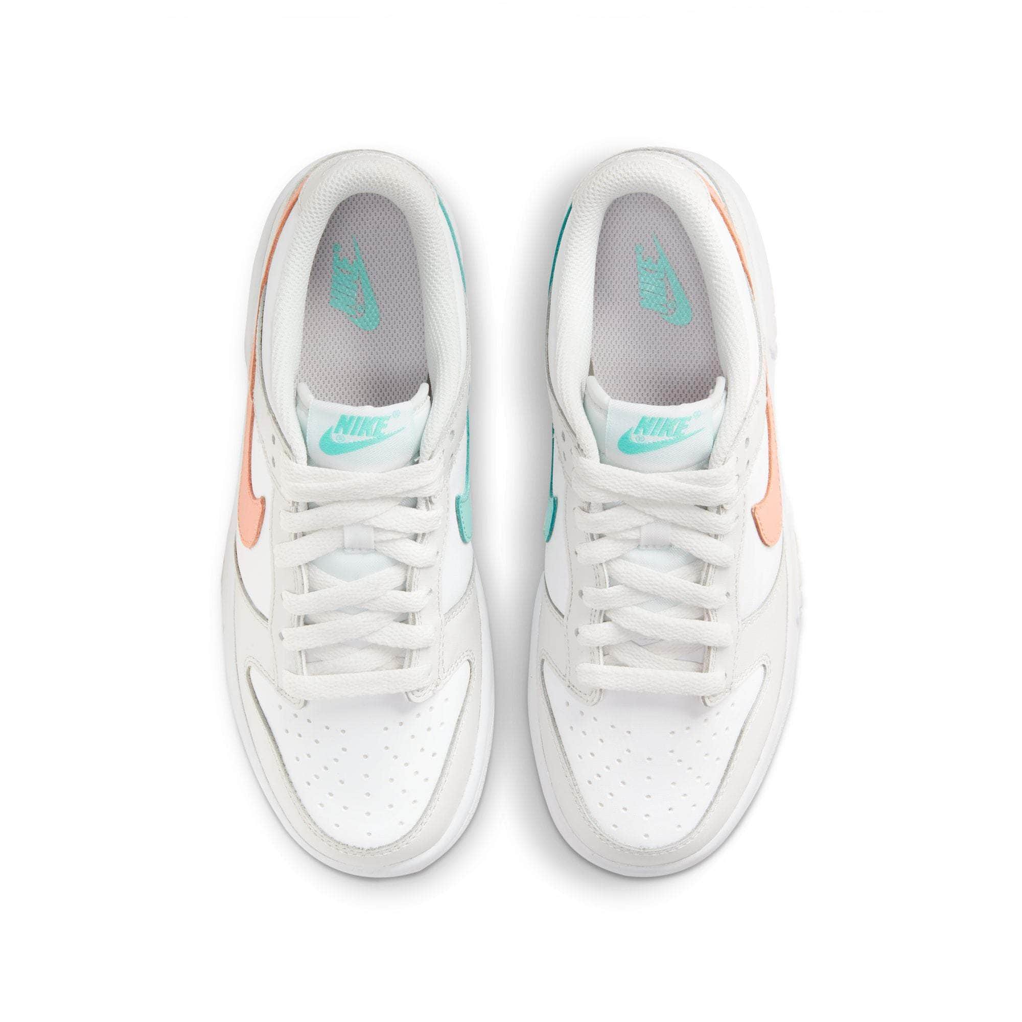 Nike Dunk Low "Tropical Twist"