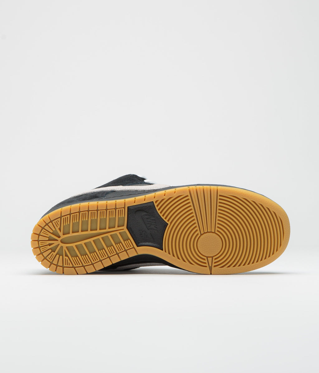 Nike SB Dunk Low Pro Shoes - Black / White - Black - Gum Light Brown - Black