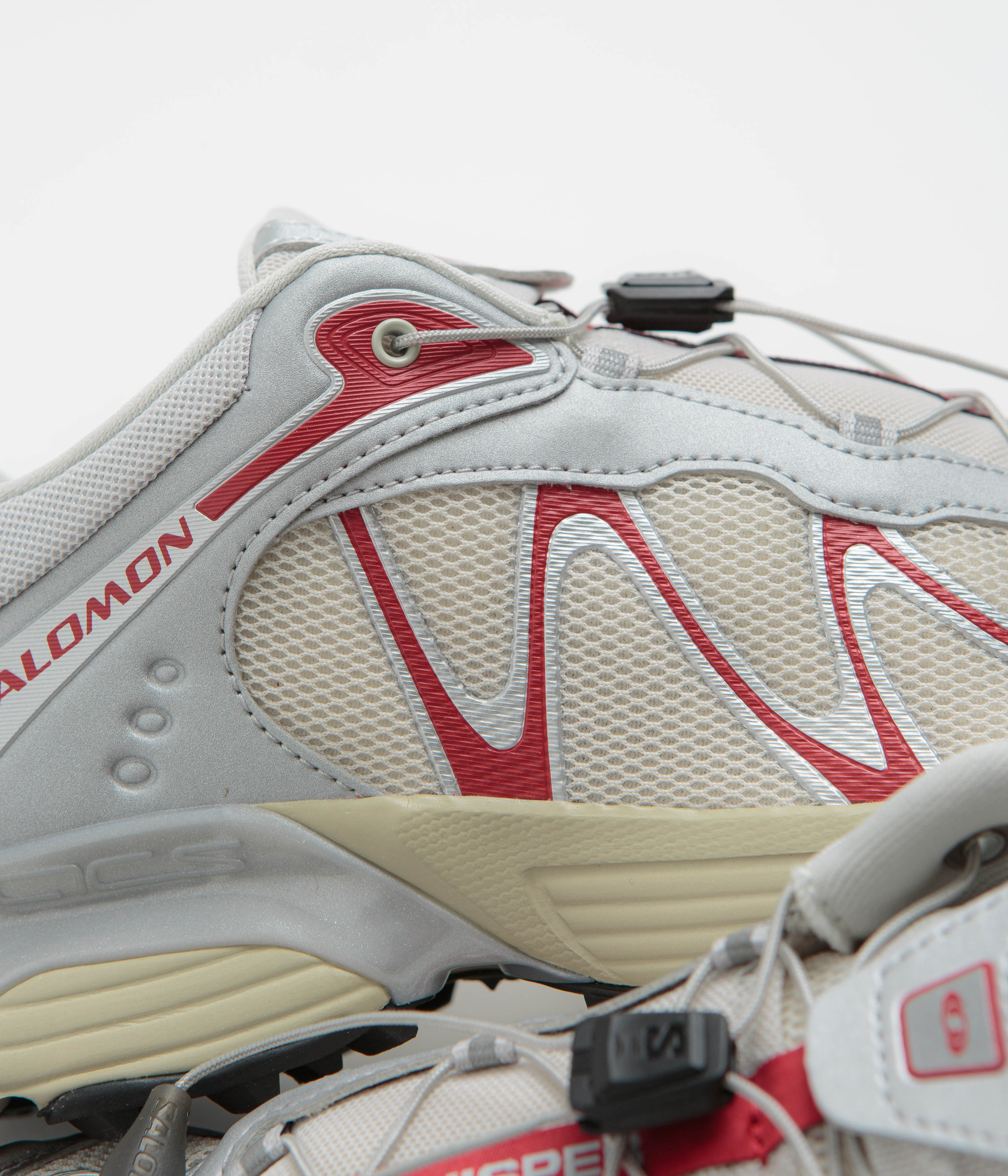 Salomon XT-Whisper Shoes - Almond Milk / FTW Silver / Lava Falls